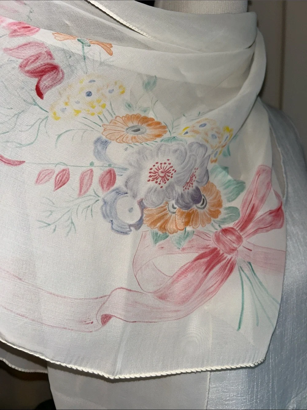 🌺🌸🌺🌸Elegant off White watercolor Floral polyester Scarf with Pink Accents